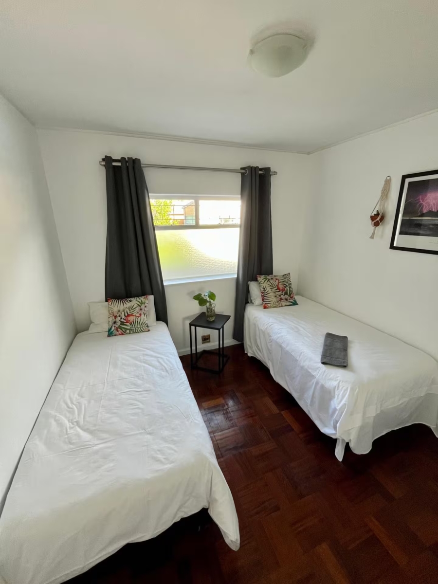 2 Bedroom Property for Sale in Sea Point Western Cape